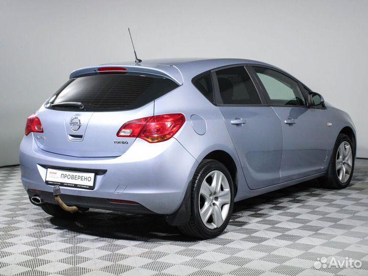 Opel Astra, 2012
