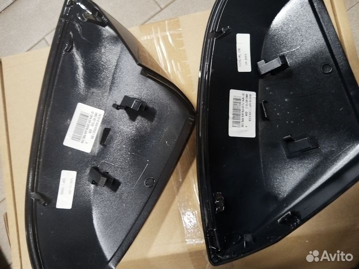 Крышка зеркала правая Q7 4M