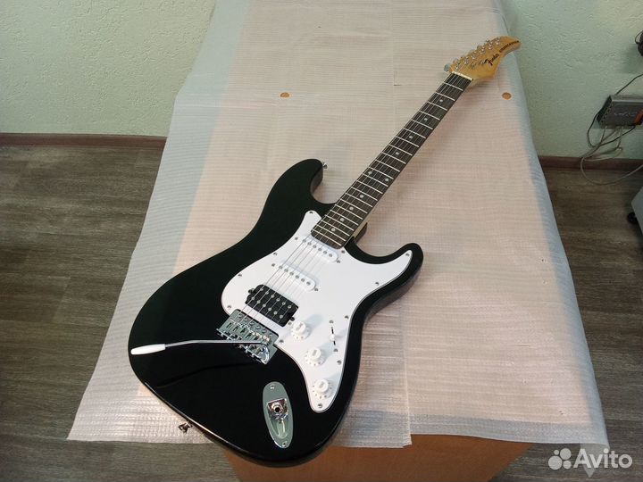 Электрогитара Fender Stratocaster (Индонезия)