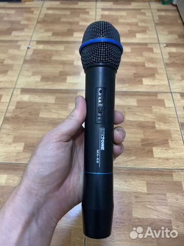 Безпроводной микрофон