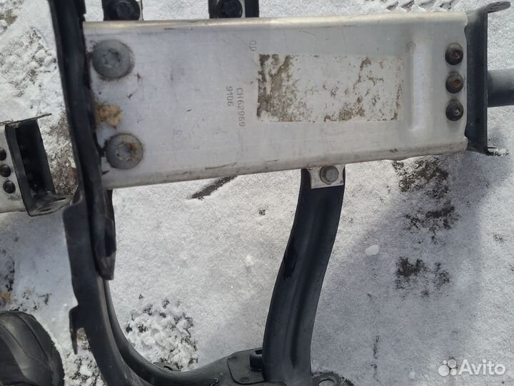 Кронштейн усилителя переднего бампера мерседес 211