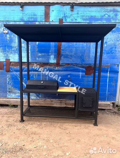 Мангал с крышей