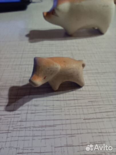 Свинья с поросятами - керамическая игрушка