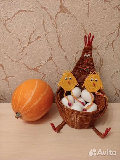 Плетёные из бумажной лозы изделия