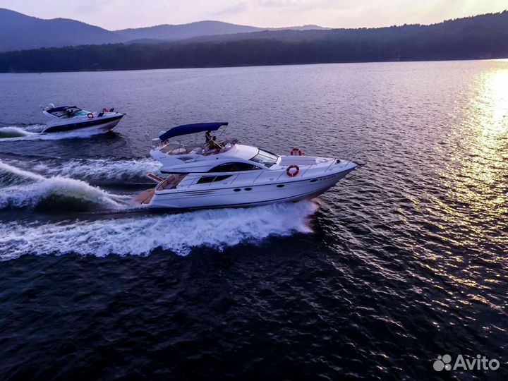 Аренда яхты, катера, прогулка на яхте по морю