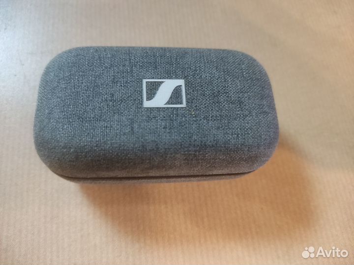 Беспроводные наушники Sennheiser TWS 2