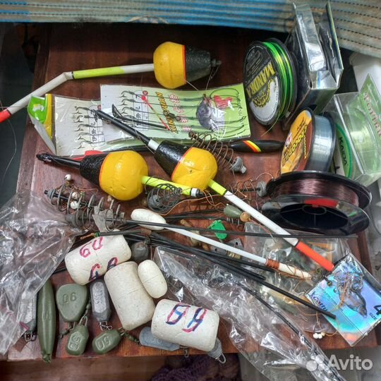 Рыбацкие принадлежности