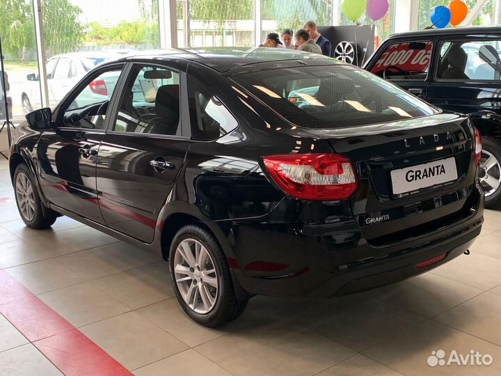 LADA Granta 1.6 МТ, 2023