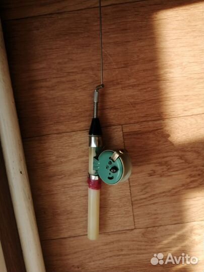 Зимняя удочка СССР с катушкой, блесны СССР