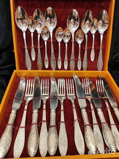 Набор столовых приборов мельхиор