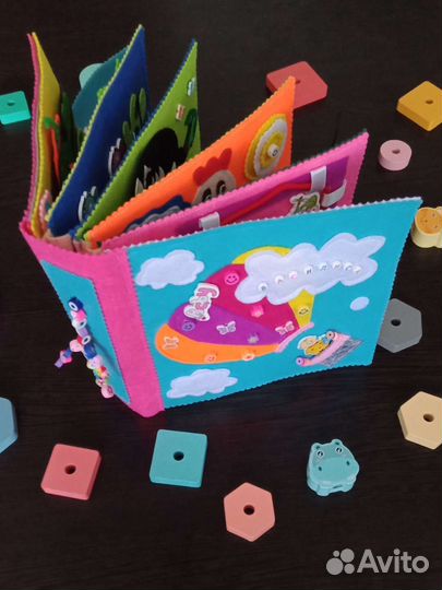 Развивающая книжка из фетра