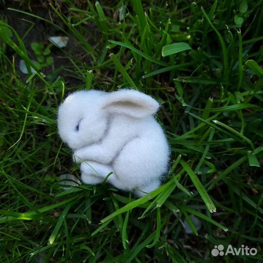 Брошь ручной работы