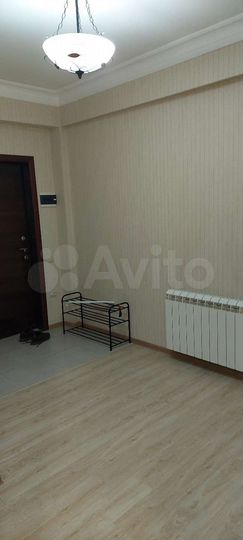 1-к. квартира, 64 м², 3/5 эт.