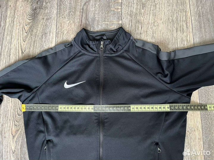 Олимпийка для мальчика Nike 8-10 лет