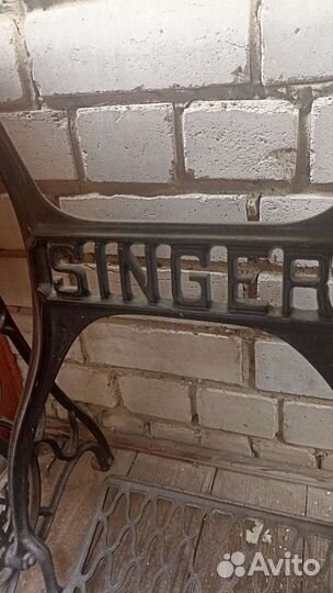 Швейная машина Singer