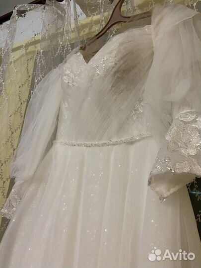 Свадебное платье