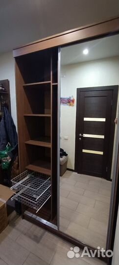 Шкаф в прихожую бу