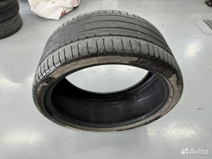 Pirelli P Zero PZ4 315/30 R22 107Y