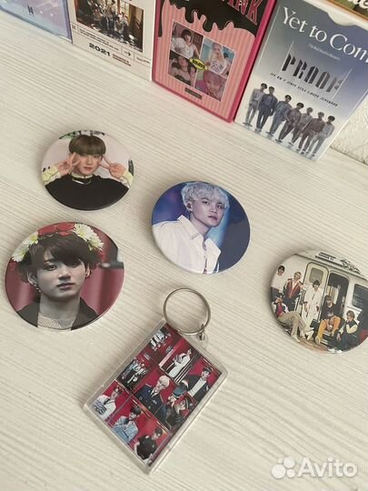 Карточки и значки k-pop