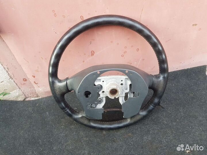 Руль Mitsubishi Outlander 1