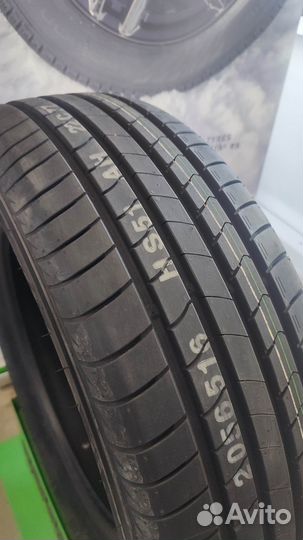 Kumho Ecsta HS51 205/65 R16 95H