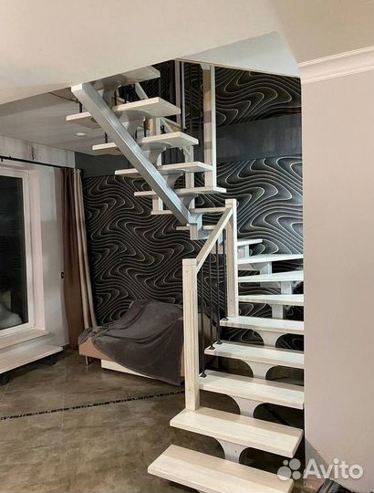 Лестница на металлокаркасе / изготовление лестниц