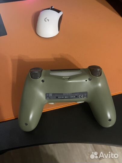 Джойстик dualshock 4