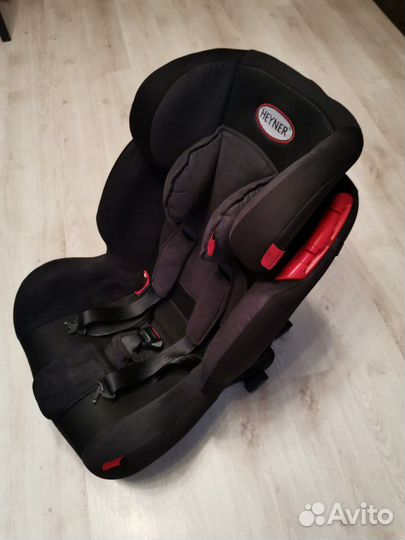 Автокресло Heyner Capsula Multifix Aero