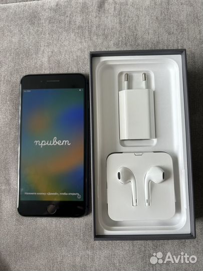 iPhone 8 Plus, 64 ГБ