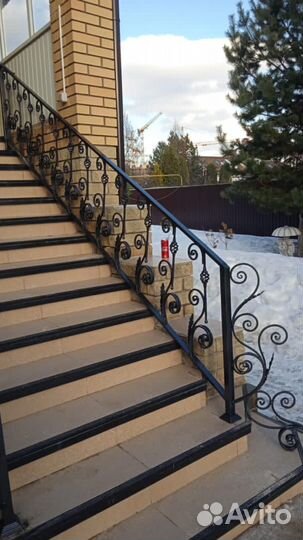 Кованые перила для лестниц