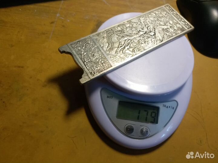 Ширма настольная серебряная