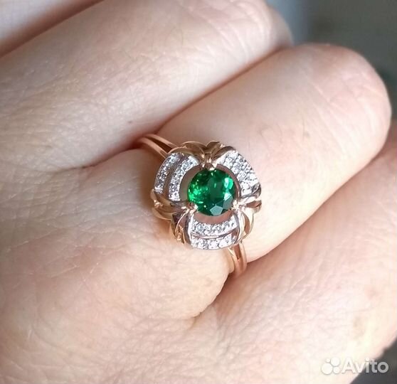 585 кольца р.16,5, 17, 17,5, 18 изумруд Новые