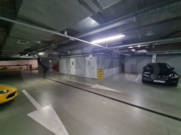 Машиноместо, 18 м²
