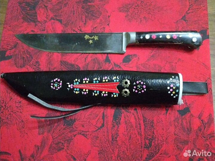 Национальный восточный нож