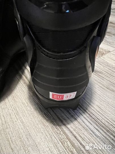 Лыжные ботинки rossignol 37EU