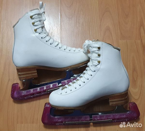 Фигурные коньки jackson elle