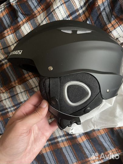 Горнолыжный шлем