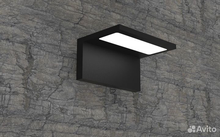 Фасадный светильник