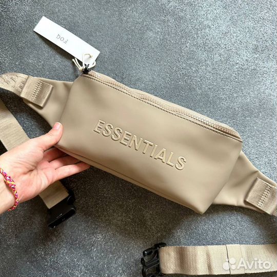 Сумка поясная Essentials