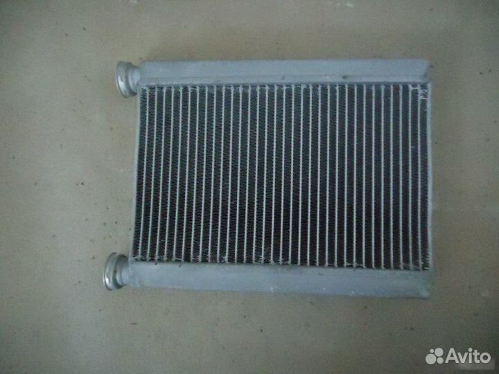 Радиатор печки Toyota Noah