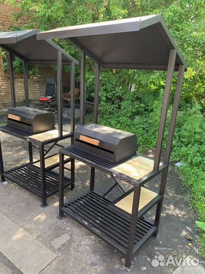 Мангал с крышей