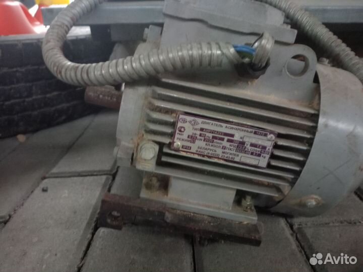 Электродвигатель