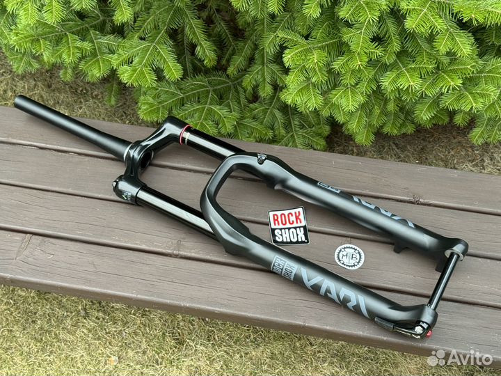 Вилка RockShox Yari 29 RC 180мм