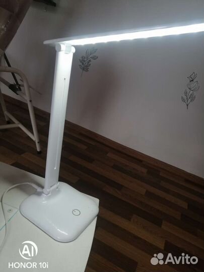 Лампа настольная