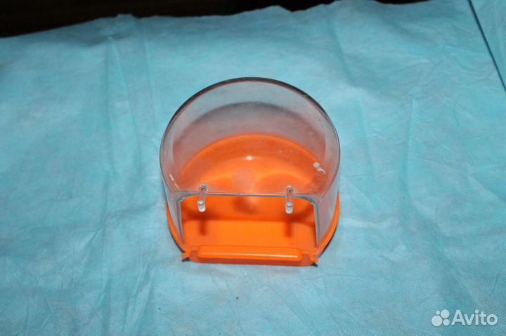 Ванночка для попугайчика