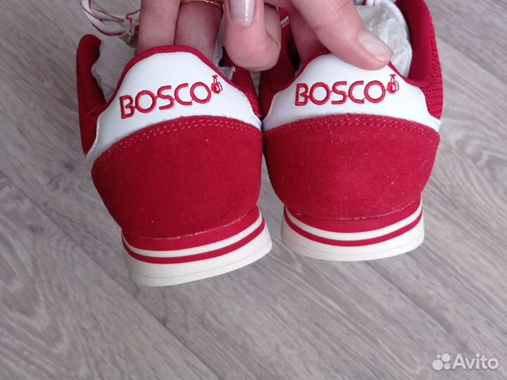 Кроссовки bosco
