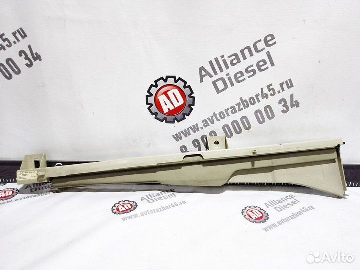 Штора солнцезащитная на стекло левой двери Volvo F