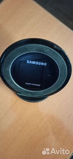 Беспроводное зарядное устройство Samsung