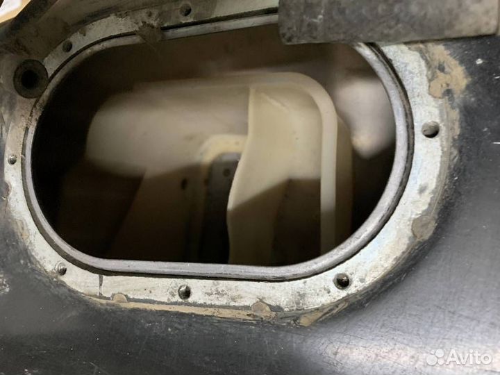 Бензобак toyota caldina ST195