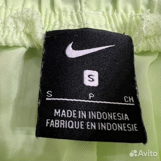 Шорты Nike (S)
